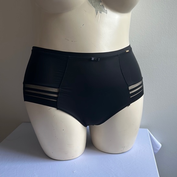 High Rise La Vie en Rose Panty XL - Picture 1 of 5